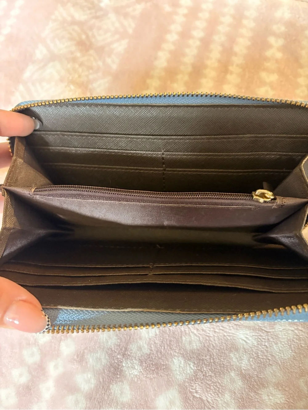 Wallet - Picture 6 of 8